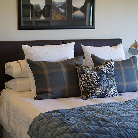 Mt Rosa Lodge Boutique Vineyard Accommodation Wanaka Dış mekan fotoğraf