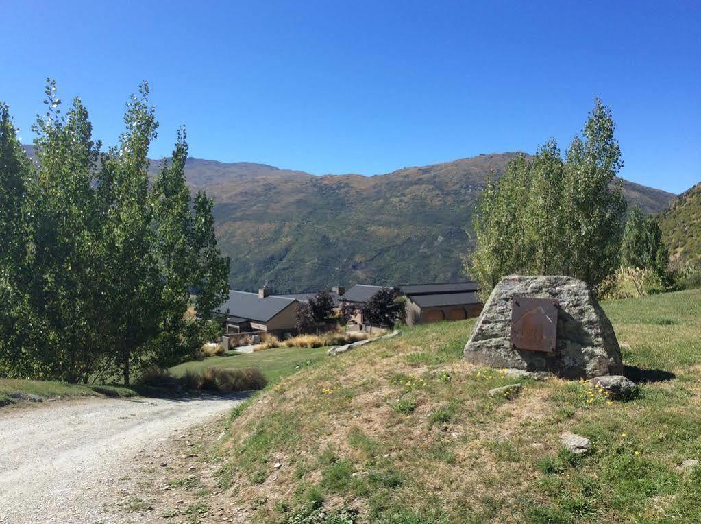 Mt Rosa Lodge Boutique Vineyard Accommodation Wanaka Dış mekan fotoğraf